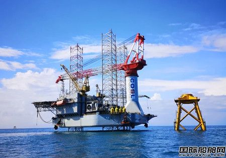 仅用3天！中海油服首艘改造风电安装作业平台完成首秀